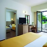 Atlantica Thalassa فندق